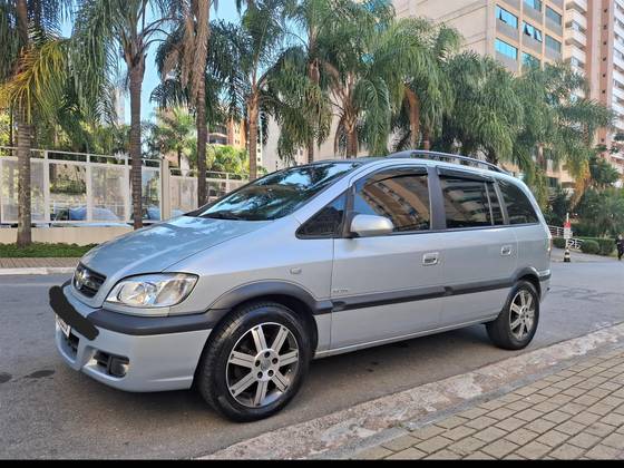 CHEVROLET ZAFIRA 2.0 MPFI ELITE 8V FLEX 4P AUTOMÁTICO